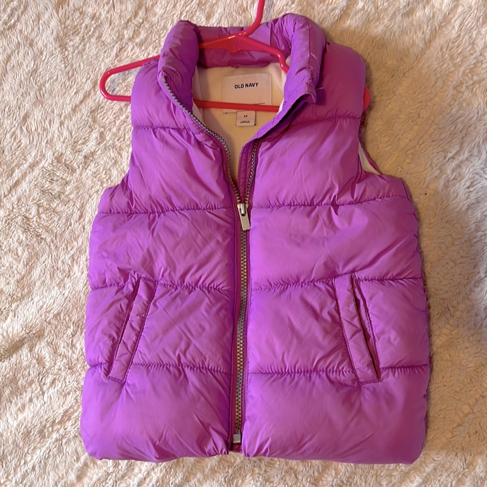 Puffer vest with 2 pockets